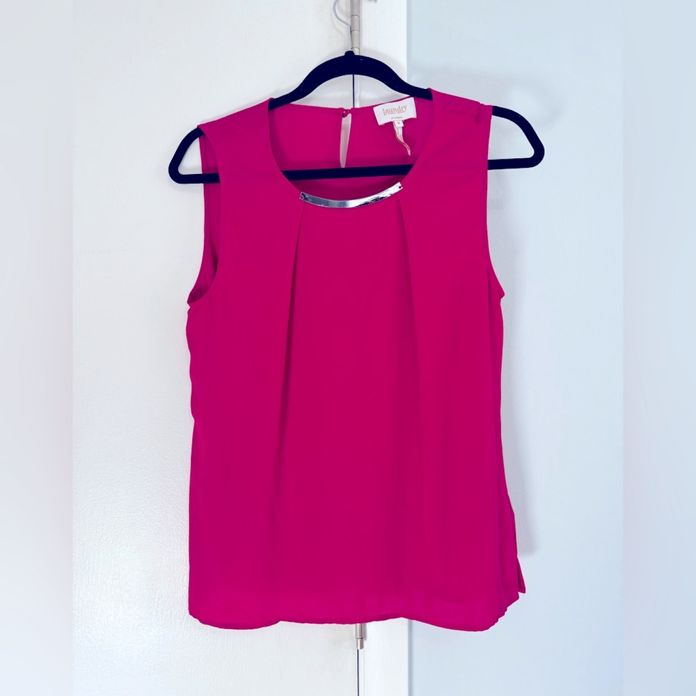 Women's Pink Sleeveless Top. Size medium